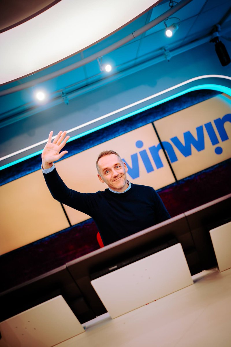 radio2 (@vrtradio2) on Twitter photo Het is zover! 👋 We zijn helemaal klaar om jouw gloednieuwe consumentenprogramma #WinWin te maken met <a href="/ksavjee/">Xavier Taveirne</a>. ❤️ Luister je mee?! Het is zover! 👋 We zijn helemaal klaar om jouw gloednieuwe consumentenprogramma #WinWin te maken met <a href="/ksavjee/">Xavier Taveirne</a>. ❤️ Luister je mee?!