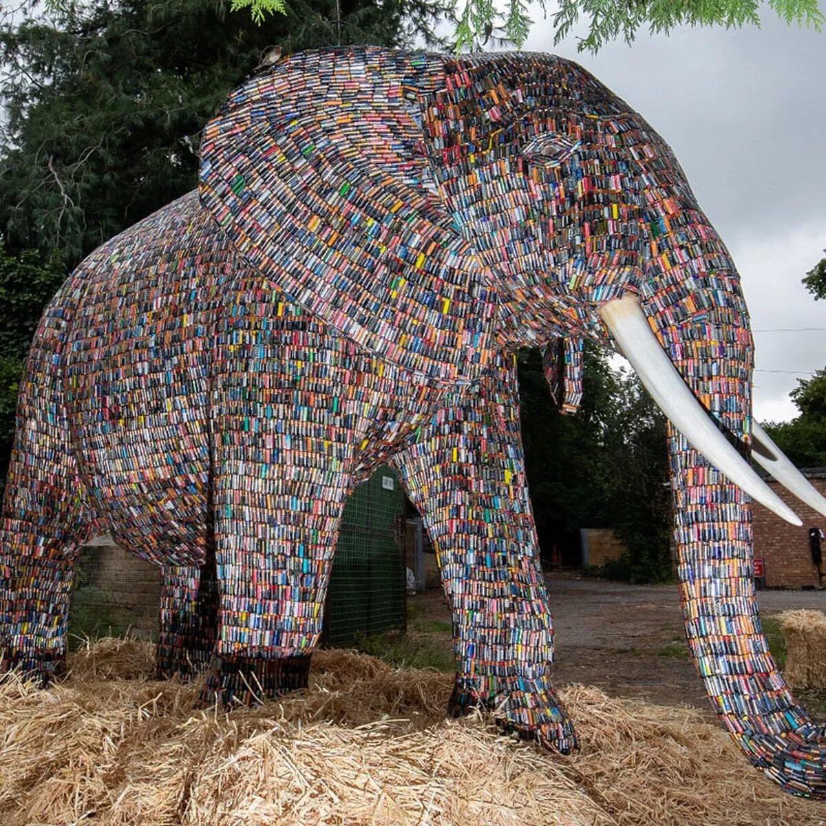 Life-sized elephant statue made from 29,649 old batteries #Animals #elephant #cuteelphant #wildlife