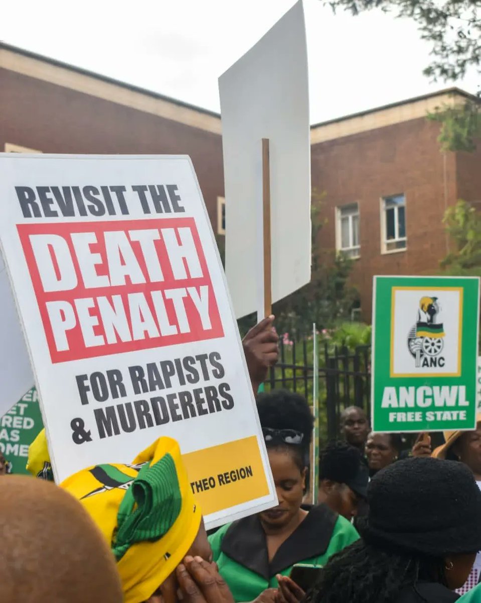 The ANC Women's League in Mangaung Region joined the protest today, January the 8th at the Free State Magistrate’s court to plead with the Justice System not to grant bail for the killers of Machaka Radebe.
#NoToGBV 
#JusticeSystem 
#JusticeForVictims