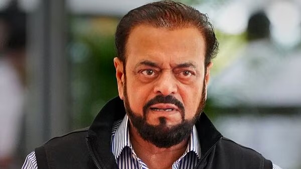 gallinews's tweet photo. MLA Abu Asim Azmi Ki Foot Surgery Hui, Wheelchair Par Nazar Aaye, Abhi Condition Stable Hai
Read Full News: https://t.co/gtB86nDOTB
#breakingnews #dailynews #FootSurgeryRecovery #Gallinews #InspiringRecovery #MlaAbuAsimAzmi #MLAAzmi #Mumbai #mumbainews #news #newsupdate https://t.co/uDJMSVzJgk