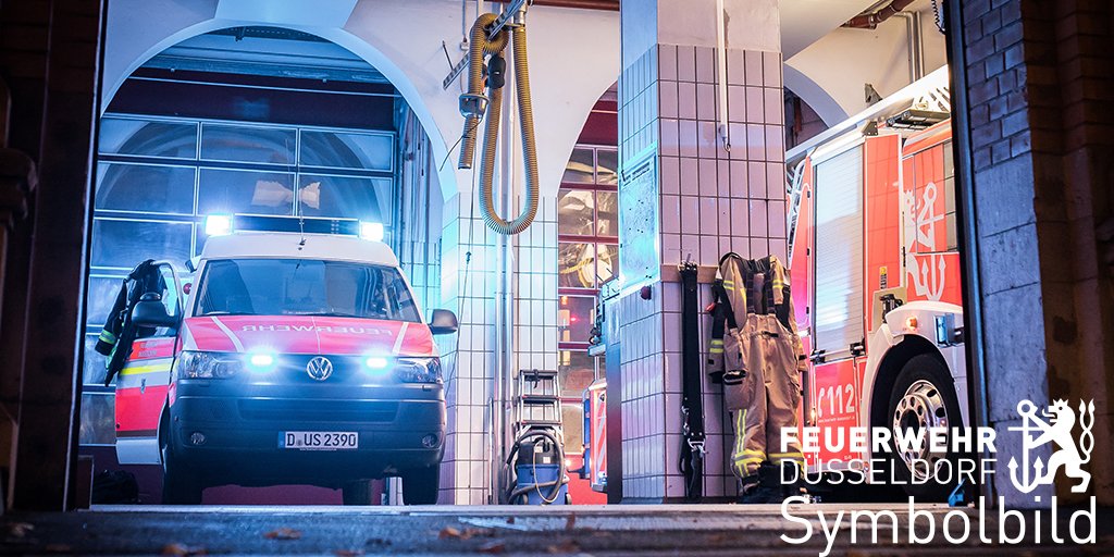 📟Feuermeldung📍#Düsseltal 

Brand im Keller eines Mehrfamilienhauses – FwDus löschte Brand und führte Lüftungsmaßnahmen durch. Rettungsdienst betreut Bewohner während der Löscharbeiten – keine Verletzten!

Mehr Infos zum #EinsatzfürDüsseldorf▶️t1p.de/eaevl