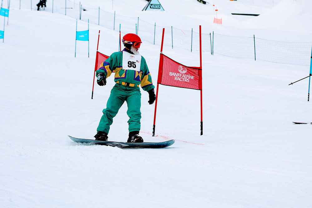 🚨 Registration closes THIS WEEK for the World Transplant Winter Games! 🚨 Don’t walk, ski and sign up NOW 👉 bit.ly/3TN49tE Registration closes this Friday (12th) 🏂 @WTGF1 #WTWG2024