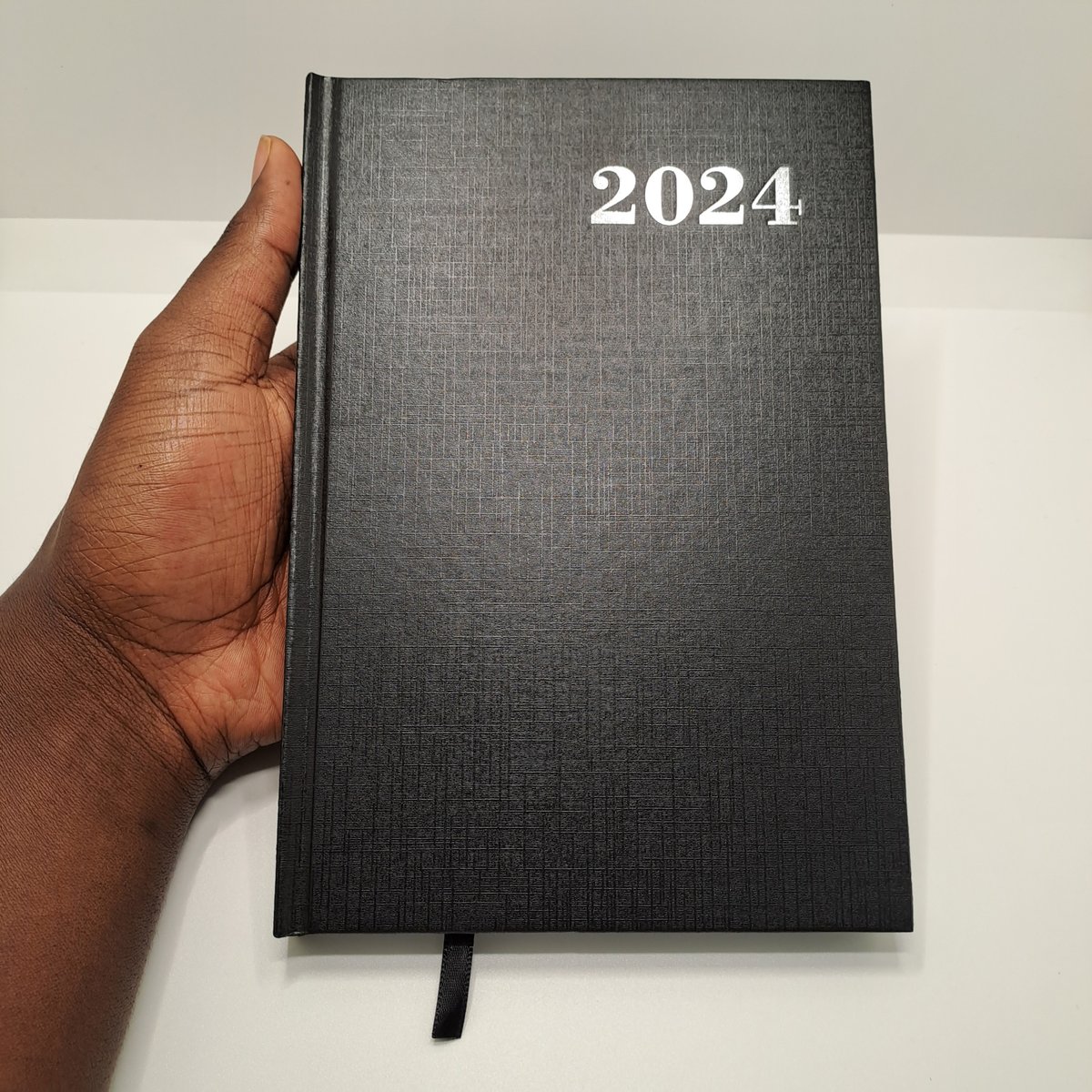 MedyWellness's tweet photo. Plan your Year with 2024 Diary Leather Soft Planner Calendar Memo Schedule

Sizes A5: Kes 700 A6: Kes 500
DM/Call: 0704258105
Countrywide Delivery &amp; Posting Available.

John Matara 2023 KCSE Kisii KNEC TB Joshua System Ya Majambazi Safaricom Kamba Vanessa Ogema https://t.co/mN8LM0rKkC