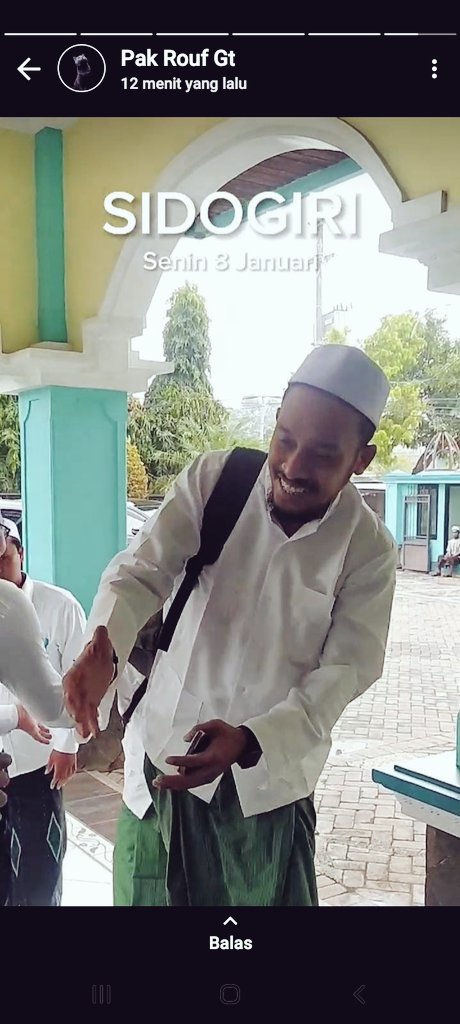 muhammadkhoiry6's tweet photo. @abdurarsyad bang abdur lagi nyantri https://t.co/WrgGowYR6N