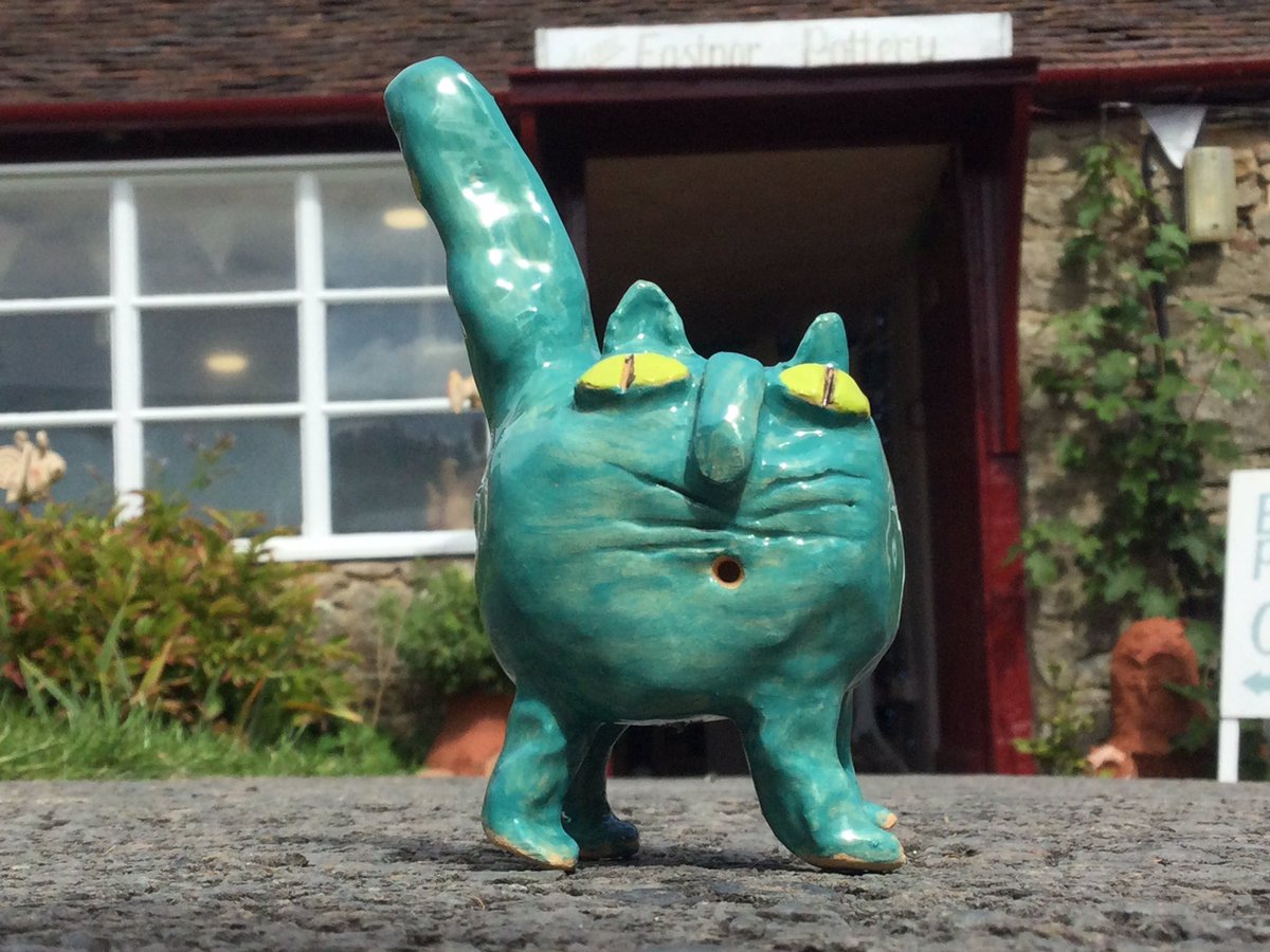 eastnorpottery's tweet image. Each day this week we’re highlighting a fired and glazed creation made by one of our customers 🤩❤️

Kicking us off, a wonderful teal cat by Leanne made on our family friendly clay modelling session🐈 🐈‍⬛ 👏

eastnorpottery.co.uk/clay-modelling/ #customercreation #potterystudio #cats #Monday