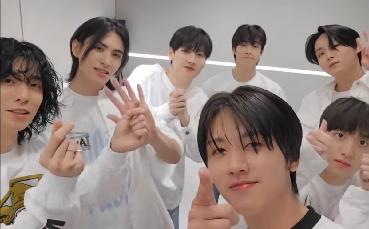 Jenchi0809's tweet photo. 🔥✨ https://t.co/lIHfGYEiYk