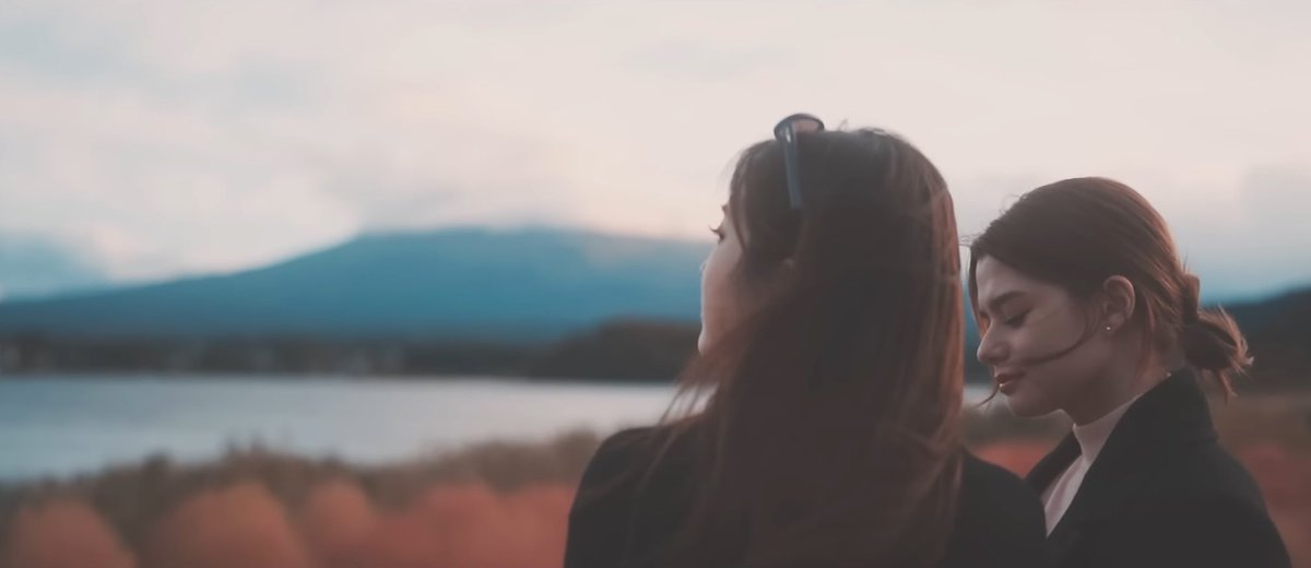 zerowroses's tweet photo. shall we take a leap: special chapter 🇨🇭

nyeve and sapphire went to switzerland for a whole week to spend some quality time together and explore the beautiful country. but they should’ve known that some people would try to ruin their wonderful experience. https://t.co/eV4s29ec2y