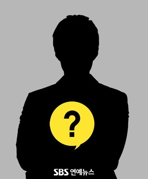 Seorang penyanyi sekaligus aktor berinisial 'Kim' menolak tes napas setelah menabrak  sebuah mobil

yeongijalhae.blogspot.com/2024/01/seoran…