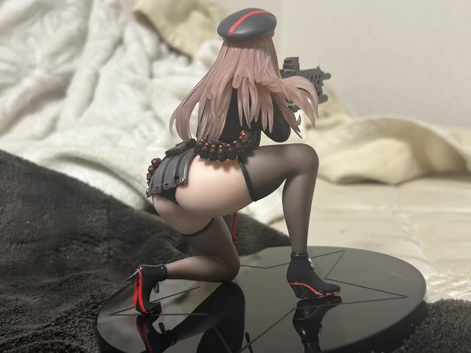 フォロワーさんから一番くじラピのフィギュアいただきました。これでいつでもデカ尻にエンカウンター出来るぜ!ありがとうございます! 