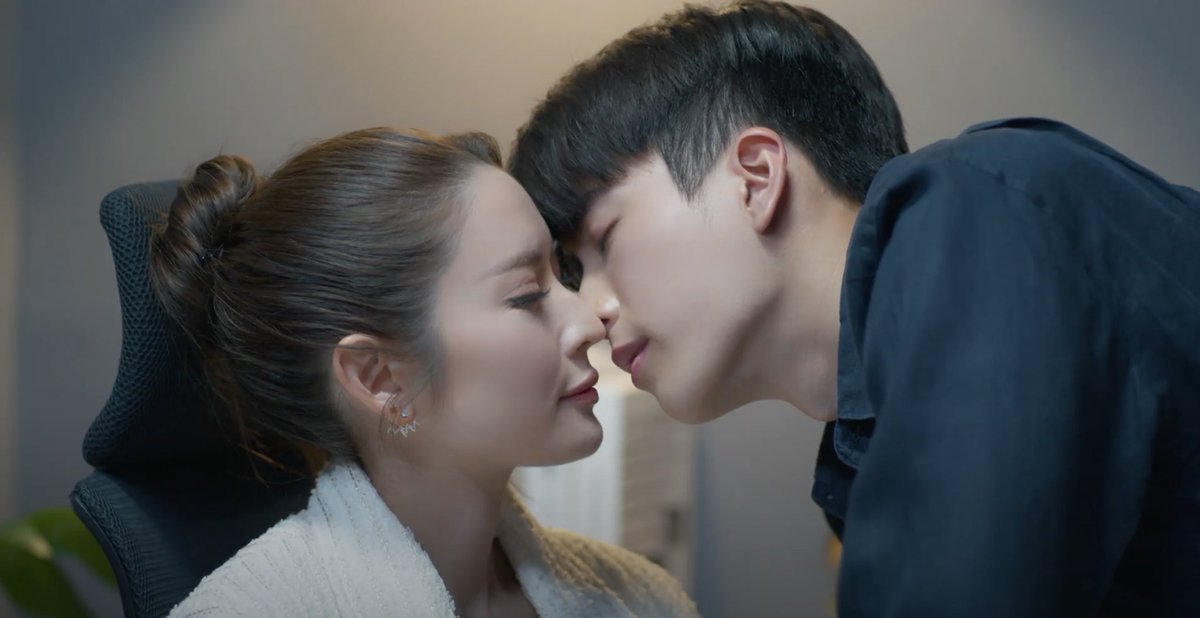 FindYourselfTH's tweet photo. งุ้ยยยยยยยยย😚 #FindYourselfTHep5 
@cnonkul https://t.co/biTBtJJcuT