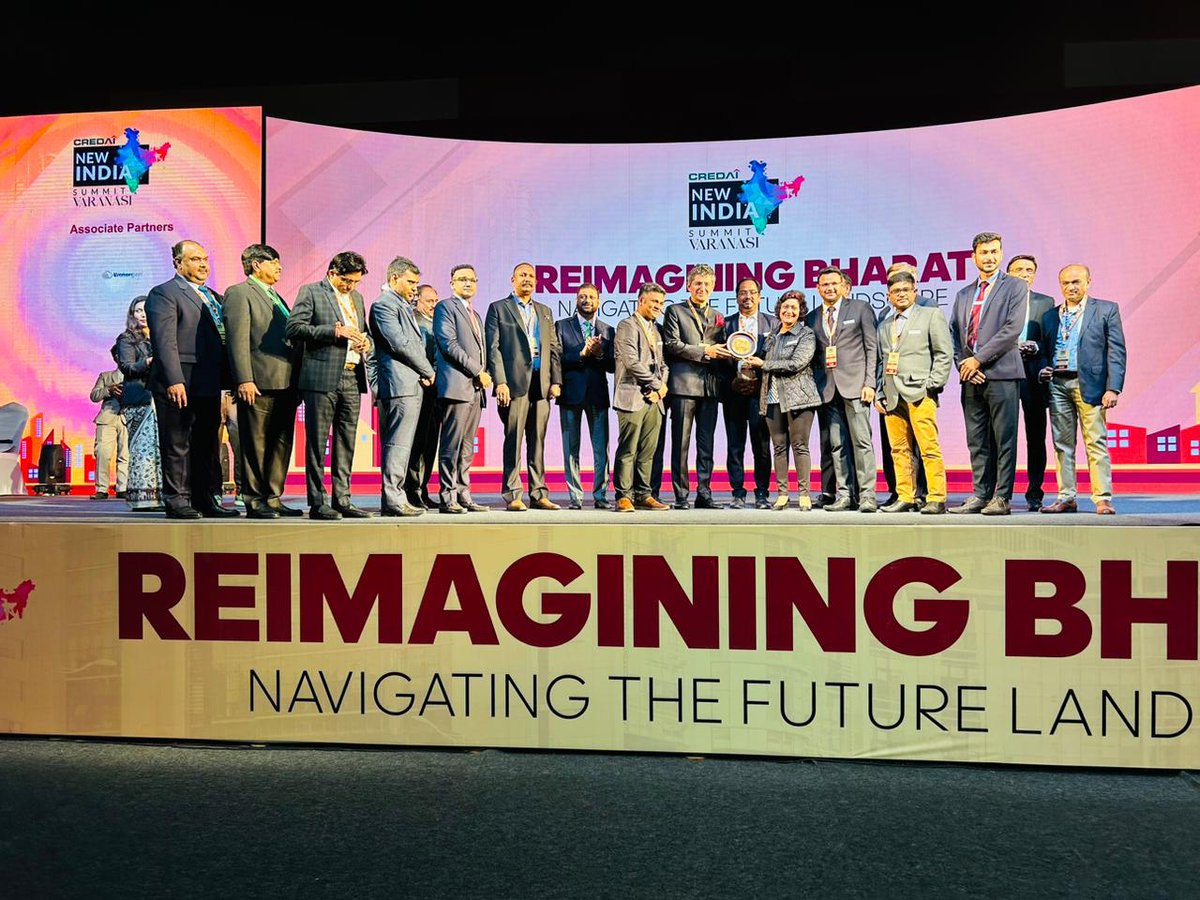 farvisionerp's tweet photo. 🌟✨ Reminiscing about the unforgettable moments from the past CREDAI New India Summit in Varanasi on Jan 7, 2024. Grateful for the insights, connections, and shared experiences shaping the future of real estate! 🏢🌐 #ThrowbackThursday #CREDAINewIndiaSummit #Varanasi2024 🌈🏡 https://t.co/vaCLMpWaEr