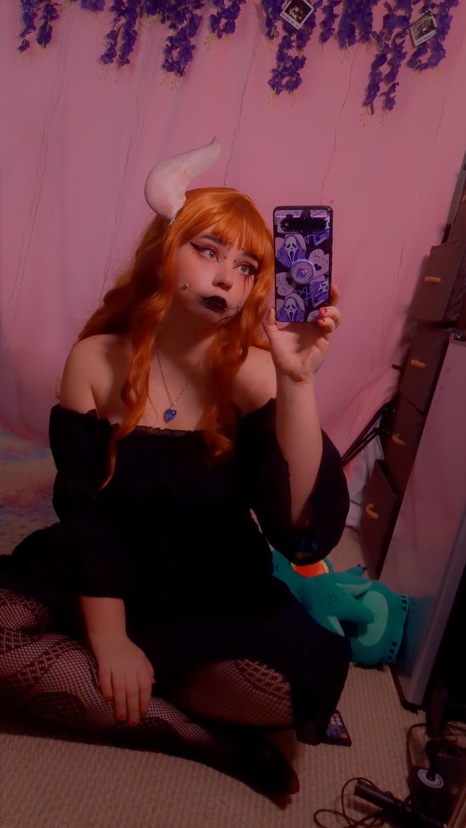 CroisantCosplay's tweet photo. Decided to cosplay as a little demon today, I call her Iris. 😈💕

#cosplay #demon #demoncosplay #iris #iristhedemon #cosplayer #occosplay https://t.co/IiUSew3LUq