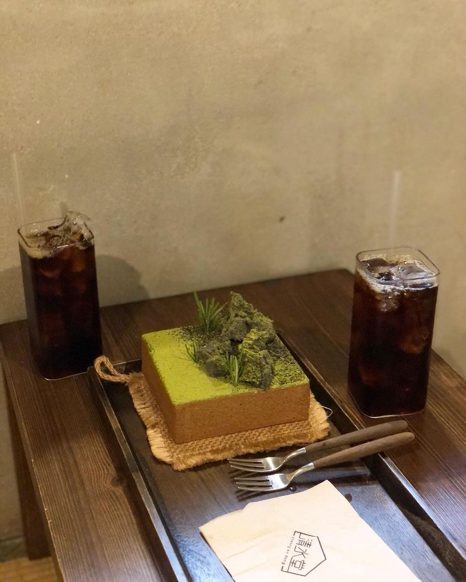 엄마가 돈을 쫓지말라고 하셨지
돈을 쫓으면 큰 일 난다고 하셨지
왜 그 말을 안 들었을까 ㅠㅠ