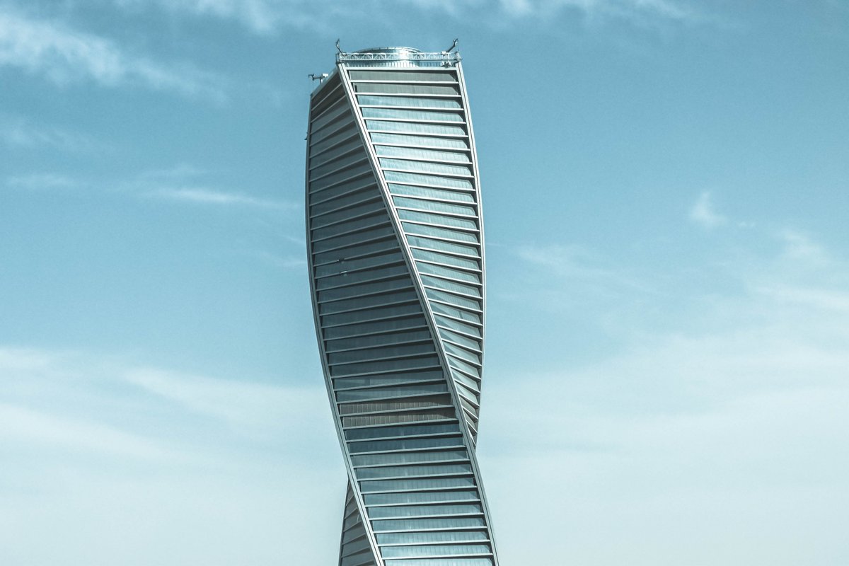 CipherSleuth101's tweet photo. I'm headed to a meeting in this tower in 15 minutes. It's always interesting to see the city from up here. https://t.co/USL8uaxh04