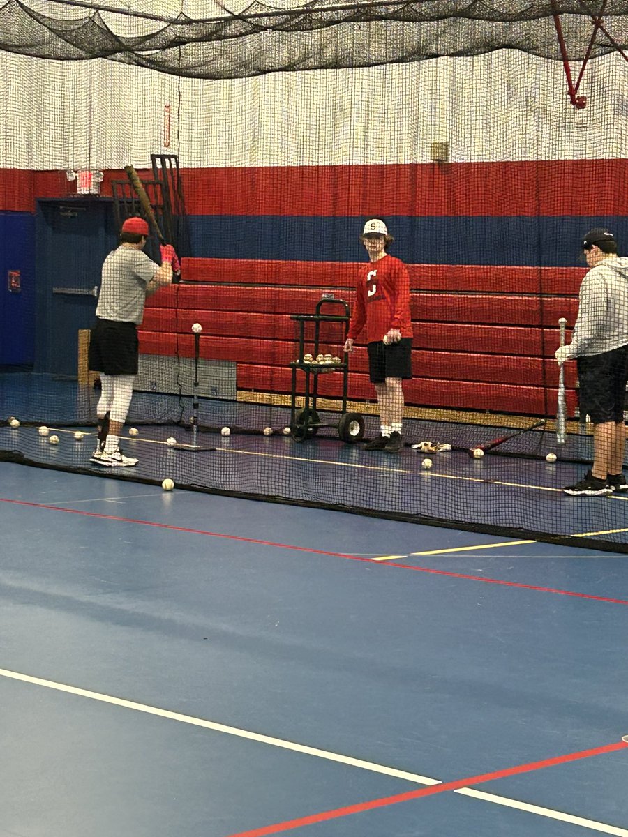 SouthwesternRe7's tweet photo. When you have 17 guys getting after it at 5:00 in the morning. #RebelUp #GetBetter2day #getbettereveryday https://t.co/Btbo4LlDyc