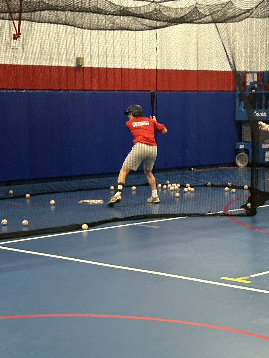 SouthwesternRe7's tweet photo. When you have 17 guys getting after it at 5:00 in the morning. #RebelUp #GetBetter2day #getbettereveryday https://t.co/Btbo4LlDyc