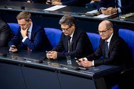 Ernst Wolff tweet media