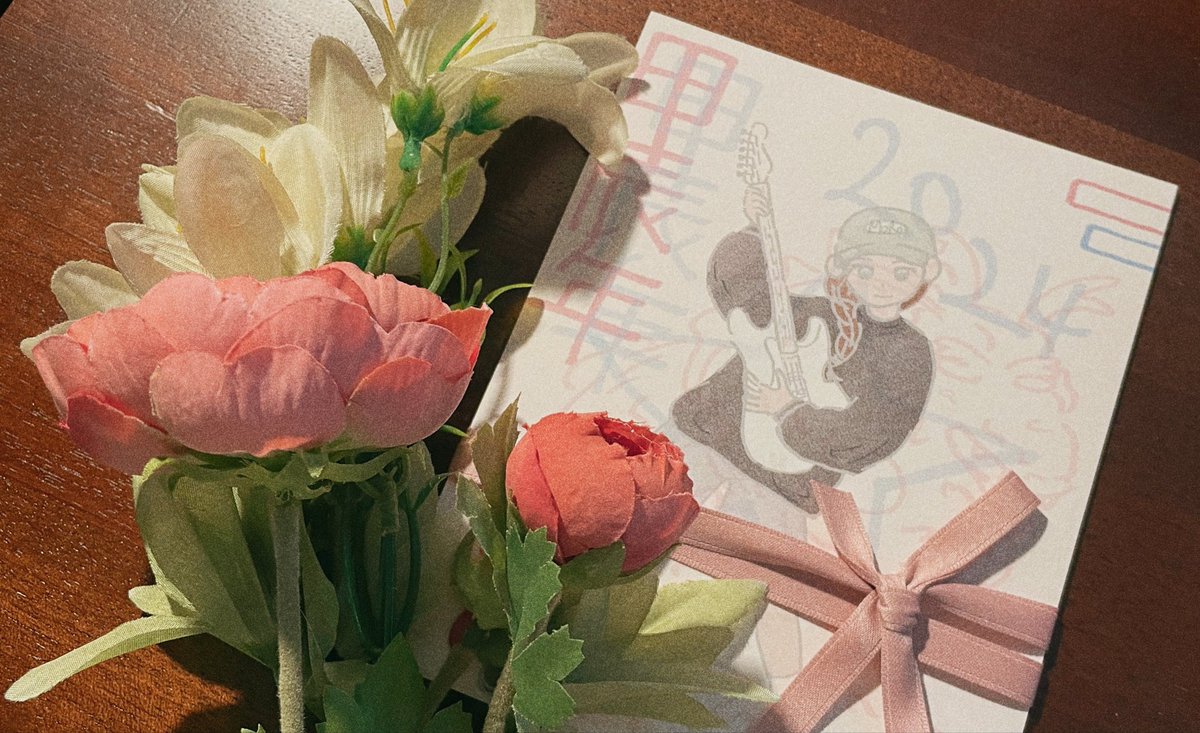 ( っ꒪⌓꒪)っ—̳͟͞͞♡
보자마자 넘 갖고 싶었던 모로넴 연하쟝,,💙
그림까지 잘 그리시는 건 반칙 아닌가여..? 🤦‍♀️
색감도 넘 예쁘고 올해 꼭 기타 배울람니다
모로님 덕질 1일차 힘차게 시쟉 ☺️( ˆ͈̑꒳ˆ͈̑ )੭♡