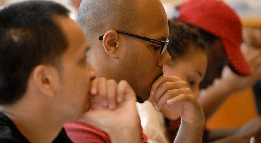 Illinois_Online's tweet image. Take the next step in your career with Illinois' top-ranked online Master of Education program. Join a network of peers from around the world, shaping the future of education.

Apply by February 15 for Spring Term B!

See the link in our bio. 

#IllinoisEDU
#EDMaster