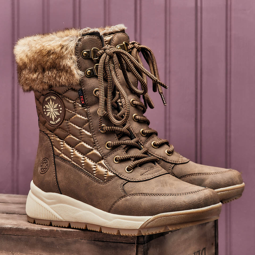 Stay ready for any forecast with these all-weather boots, with a faux fur cuff to keep the chill out and the cosy in. Shop now: ow.ly/jGhf50QoKq3 #boots #walking #walkingboots #weatherboots #fauxfur #pavers #shoes