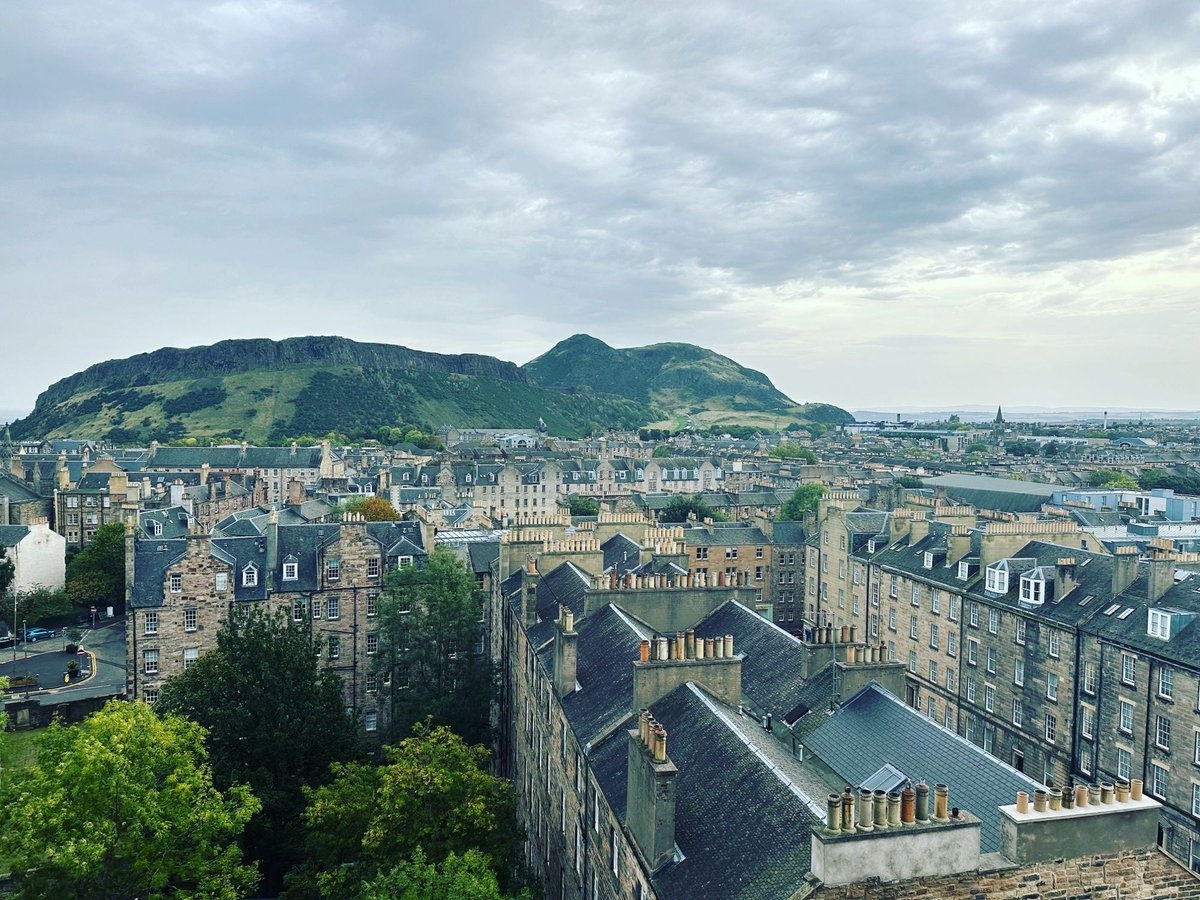 Happy New Year! Psychology at University of Edinburgh are hiring permanent lecturers/senior lecturers/readers working in differential, cognitive and social psychology buff.ly/41RnBaF Closing date 31/01 Please share and RT @UoE_Psychology @SchoolofPPLS @PsychJobs @jobsacuk