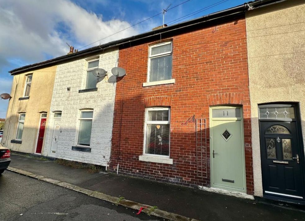 Hunters_BPL's tweet image. ✨ NEW PROPERTY FOR SALE✨ 
John Street, Thornton-Cleveleys 
£109,950 
**IMMACULATE 3 BED TERRACED HOUSE IN A CONVENIENT LOCATION WITH NO ONWARD CHAIN** 
Call Hunters Blackpool on 01253 362640 to arrange a viewing.
#nochain #3bed