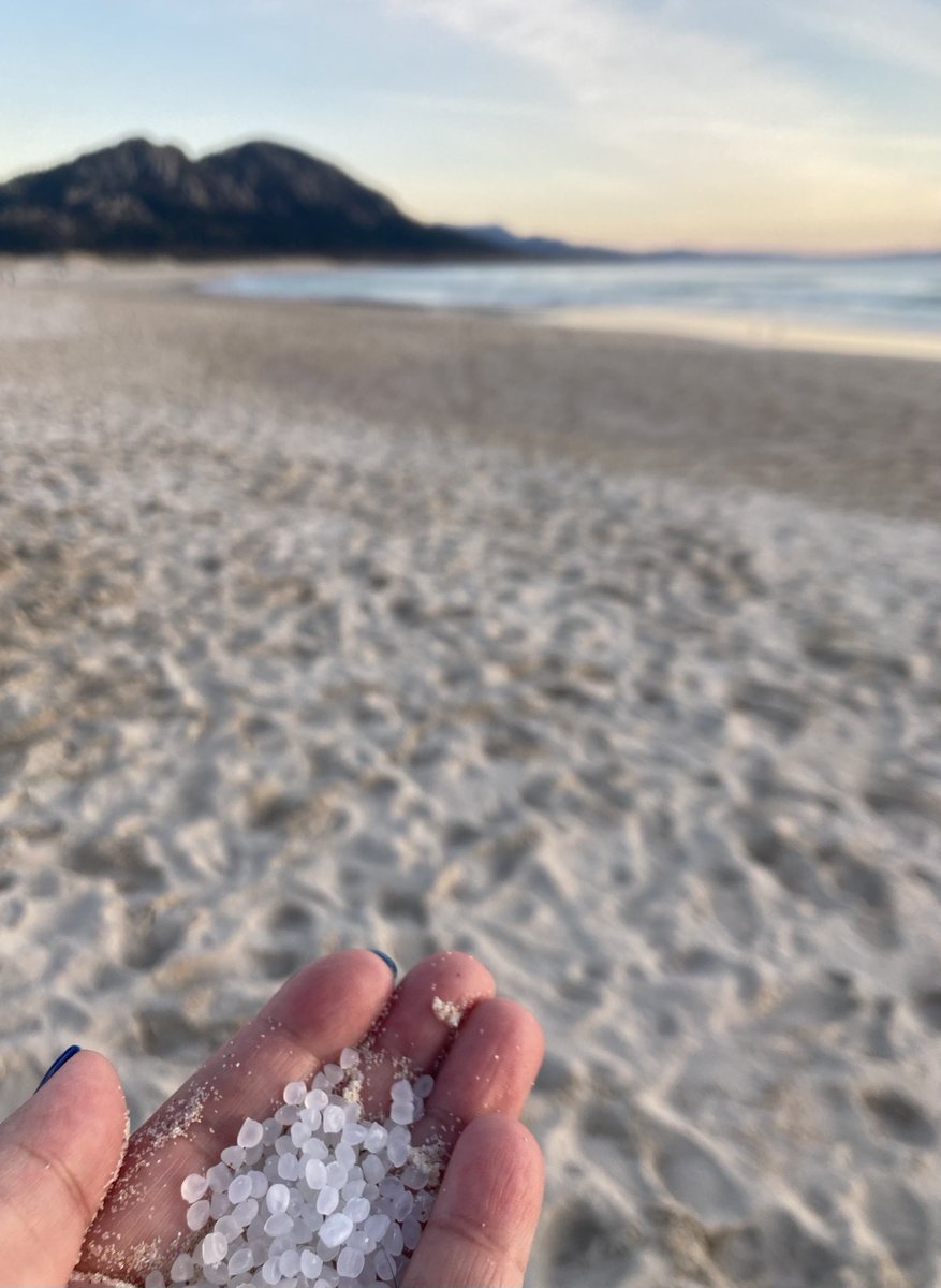disque
son bágoas
de serea,
pero é o mar
o que chora