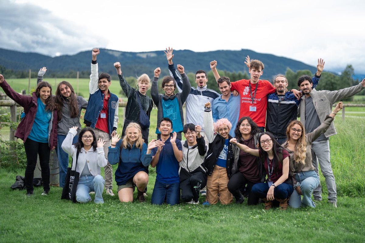 MCQST_cluster's tweet photo. Wondering what unforgettable experiences await you this summer? Discover firsthand insights from Alumni of our #QuantumSummer Program! ➡️https://t.co/GzQ8NtPfzf
Ready for a summer of hands-on research in #QuantumScience?
🗓️ Apply before February 1st!
https://t.co/R1CyEXH5u7 https://t.co/EqyOxiQ0hw