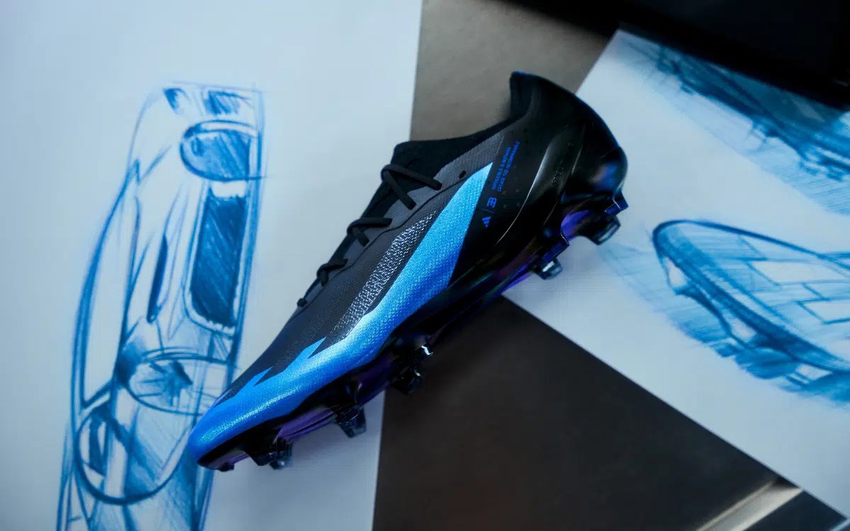 Soheil_SBabaei's tweet photo. The #adidas #XCrazyfast #Bugatti #boots, available in an exclusive run of just #99pairs globally, epitomize the synergy of Bugatti's pioneering engineering and adidas's steadfast commitment to performance.
#NFT https://t.co/AV0MPqnFsx