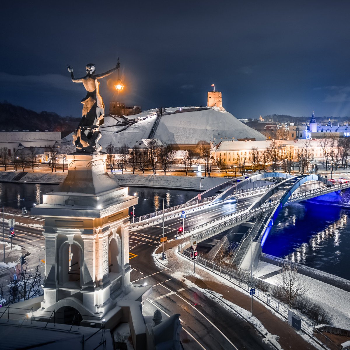 GoVilnius's tweet photo. Currently, Vilnius is a winter wonderland, or to be more specific, a frozen wonderland ❄️. In some parts, it's -23 Celsius (to our Fahrenheit friends, that's -9.4), which certainly highlights the beauty of Vilnius. Don't you agree?

📸 by Gabriel Khiterer https://t.co/YzKfgxWwBA