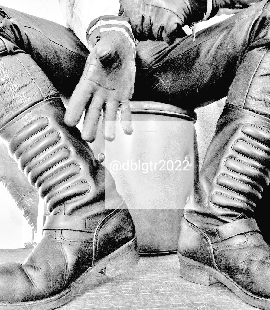 Te voy a dar de hostias en la puta jeta con los guantes por perdedor, loser, pagafantas, anormal a ver si así te dejo ya subnormal del todo y me das el pin de tus tarjetas o tus claves de PayPal para que me compre lo que me salga de los huevos a tu costa cornudo gilipollas!