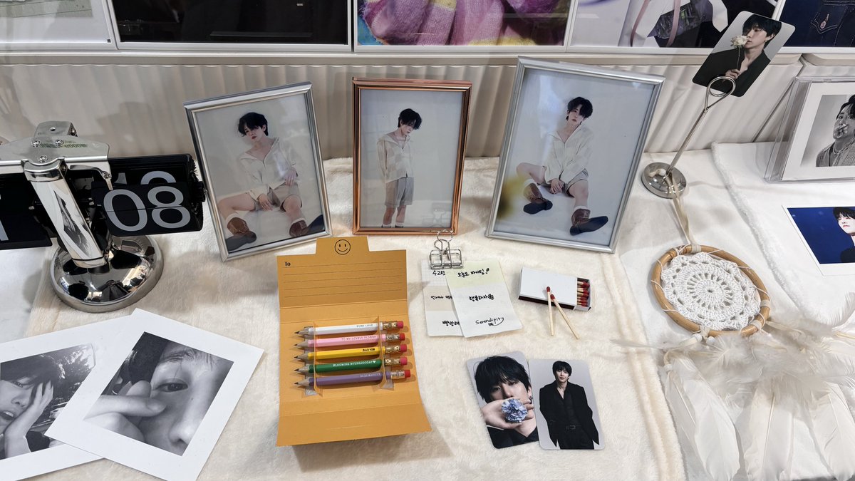 bbb__j_liili8's tweet photo. #병주꽃_피워봐_참좋아
#Blooming_BYUNGJOOday

내부가 정말 산듯하고 부드러운 연두색으로
포근히 다녀왔습니다! 디자인도 너무
예뻐 즐겁게 즐긴 거 같아요💚
오늘 병주 생일 너무 축하하고
카페 열어주셔 감사합니다! https://t.co/O1AqxLs5QQ