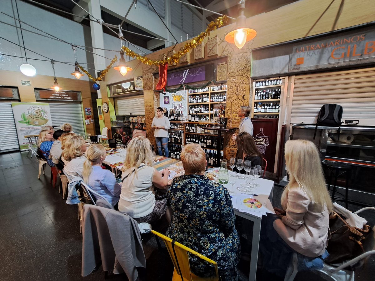 El pasado mes, agentes de Estonia, mercado turístico emergente, visitaron Gran Canaria para conocer en detalle la isla

Se acercaron al #turismoactivo y al #enoturismo con la empresa Personal Tour, y realizando un wine tasting en Canary Wine

#rutadelvinodegrancanaria