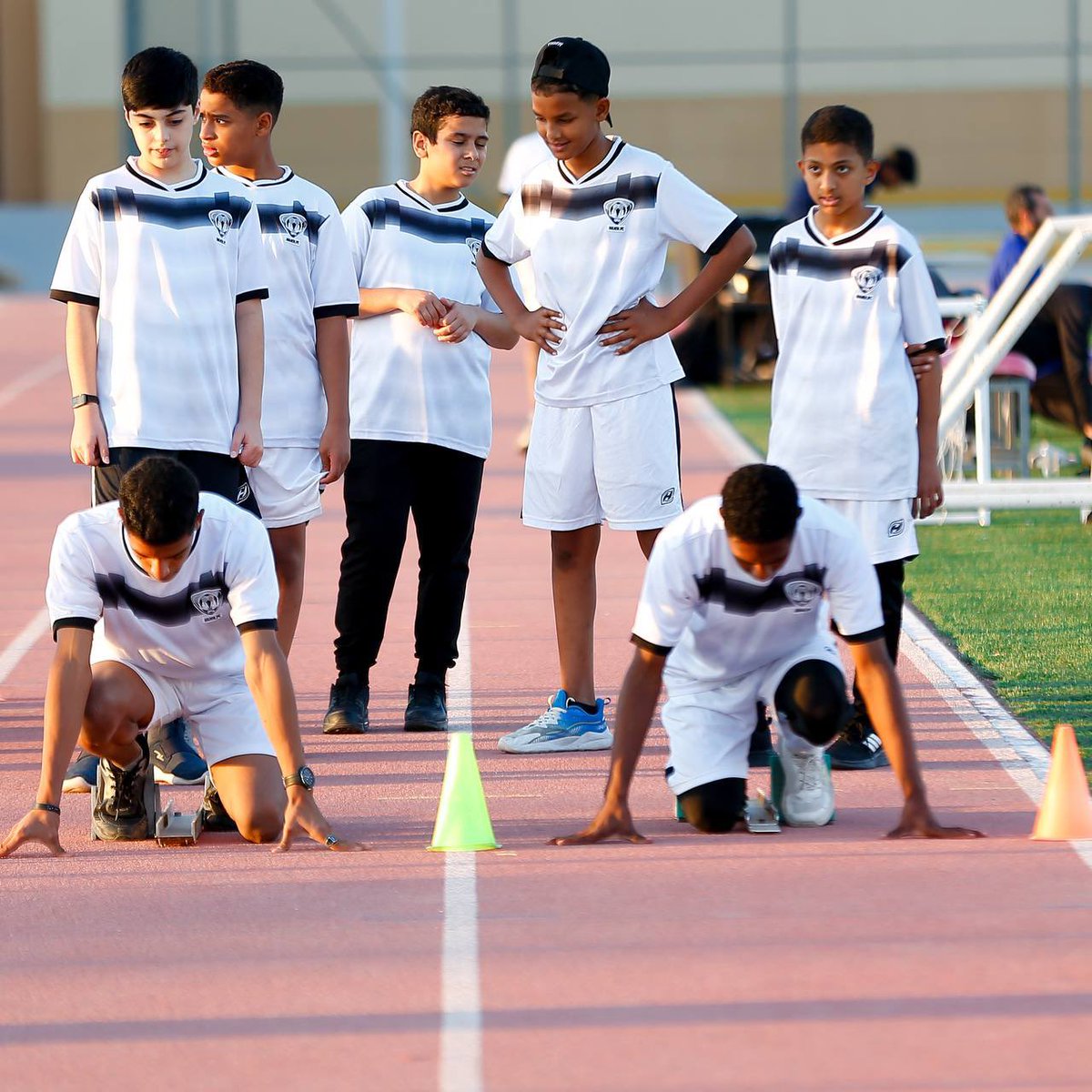 Hajer_Sports's tweet photo. 🏃🏾|| فريق براعم ألعاب القوى بنادي #هجر ..

تدريبات متواصلة وعمل دؤوب للمشاركة في البطولات . https://t.co/JyXE6jaLdA