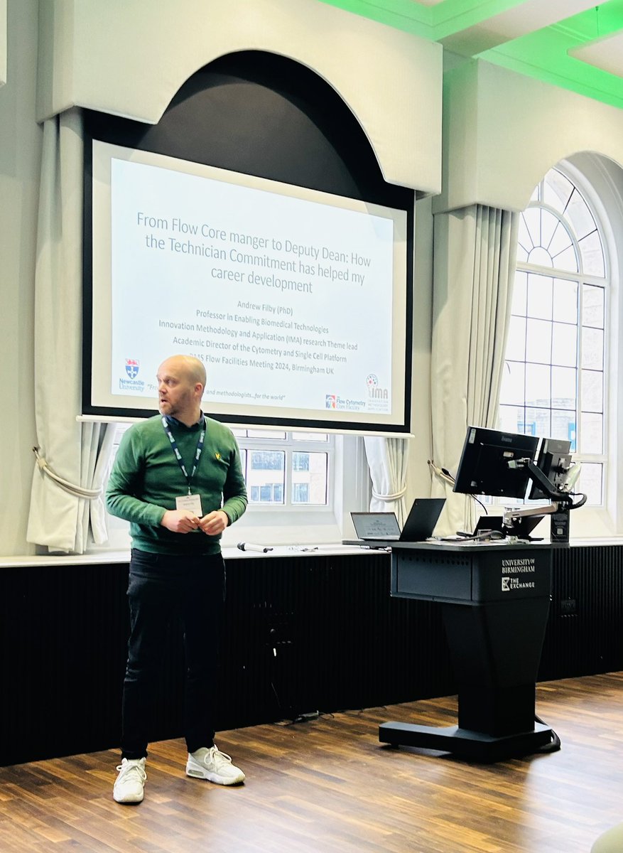 Kelly Vere MBE (@kellyvere) on Twitter photo Great opening talks at <a href="/RoyalMicroSoc/">RMS</a>’s Flow Facilities Meeting by <a href="/MI_TechTalent/">MI TechTALENT</a>’s Ed Bowerman, <a href="/uniofwarwick/">University of Warwick</a>’s <a href="/IanHancoxUoW/">Ian Hancox</a> & <a href="/UniofNewcastle/">Newcastle University</a>’s <a href="/NewcastleFCCF/">Newcastle FCCF</a> conveying opportunity & positive change for the technical community 👏 Great opening talks at <a href="/RoyalMicroSoc/">RMS</a>’s Flow Facilities Meeting by <a href="/MI_TechTalent/">MI TechTALENT</a>’s Ed Bowerman, <a href="/uniofwarwick/">University of Warwick</a>’s <a href="/IanHancoxUoW/">Ian Hancox</a> & <a href="/UniofNewcastle/">Newcastle University</a>’s <a href="/NewcastleFCCF/">Newcastle FCCF</a> conveying opportunity & positive change for the technical community 👏