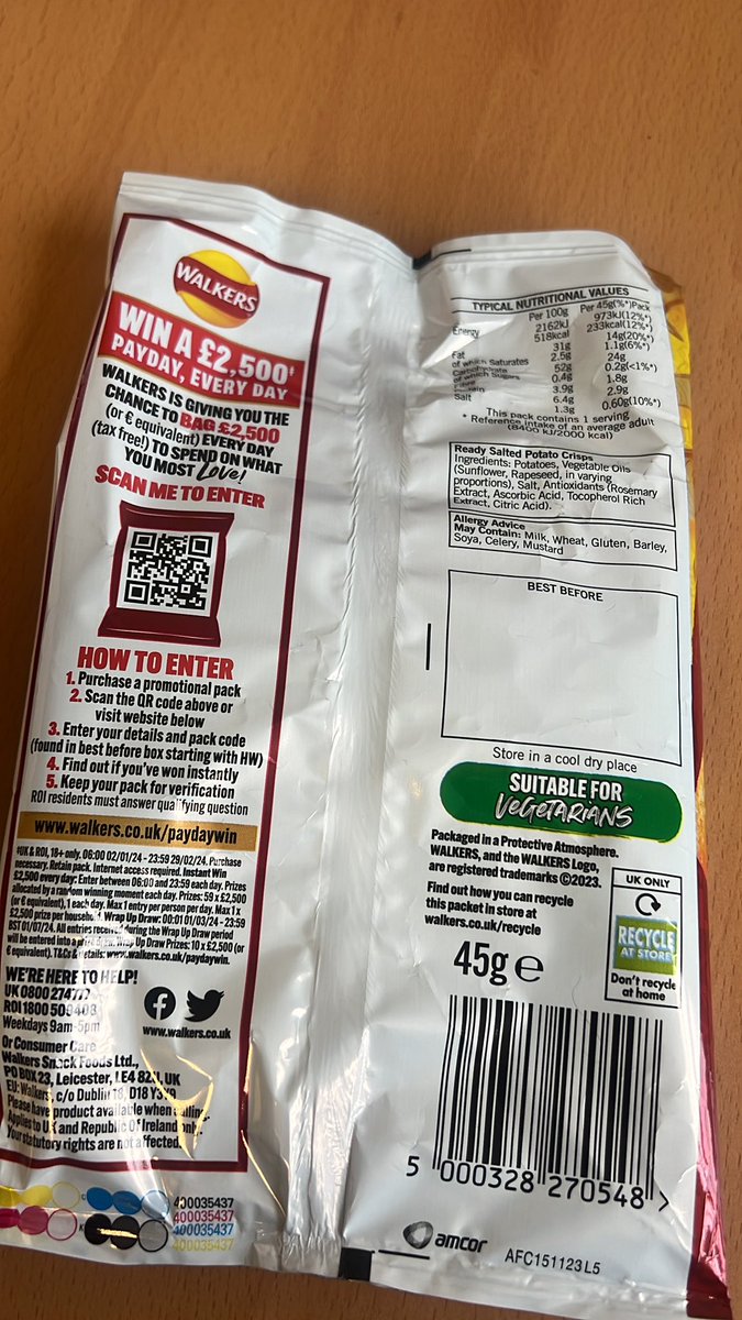 bels_5's tweet photo. @walkers_crisps my packet doesn’t have a code to enter the competition… or a best before date 😳 https://t.co/55AKCVVqhp