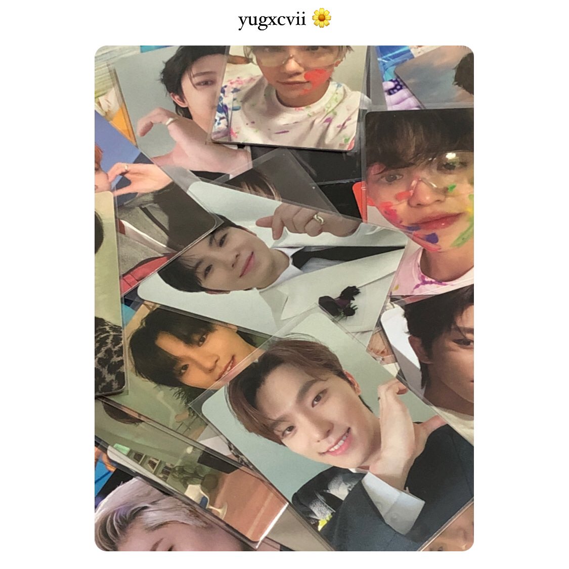 yugxcvii's tweet photo. SIMPLENG HANDAAN!

Seventeen Follow Tour
in Bulacan Day 1 Freebies 💎

- 1:1 
- official and unofficial pcs (100++)
- kindly like &amp; rt 
- will give these randomly! 

see you on saturday, mga ka barangay! https://t.co/QtQjFQ3OIq