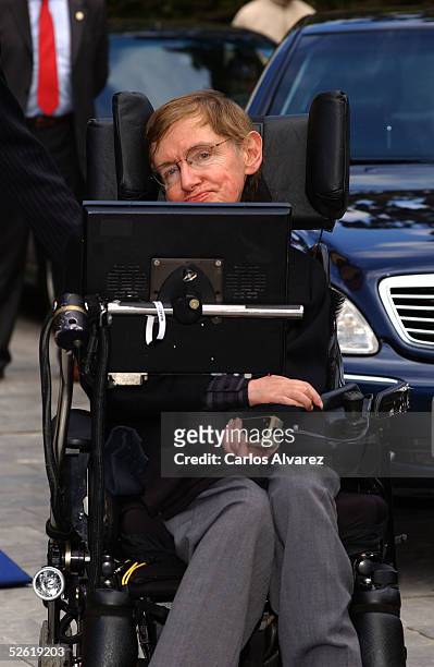 barbaravitali2's tweet photo. Remembering #StephenHawking January 8,1942_March 14,2018 (Age 76) #Cosmologist #TheoreticalPhysicist #Writer #Author https://t.co/ZsJNEPg2JM
