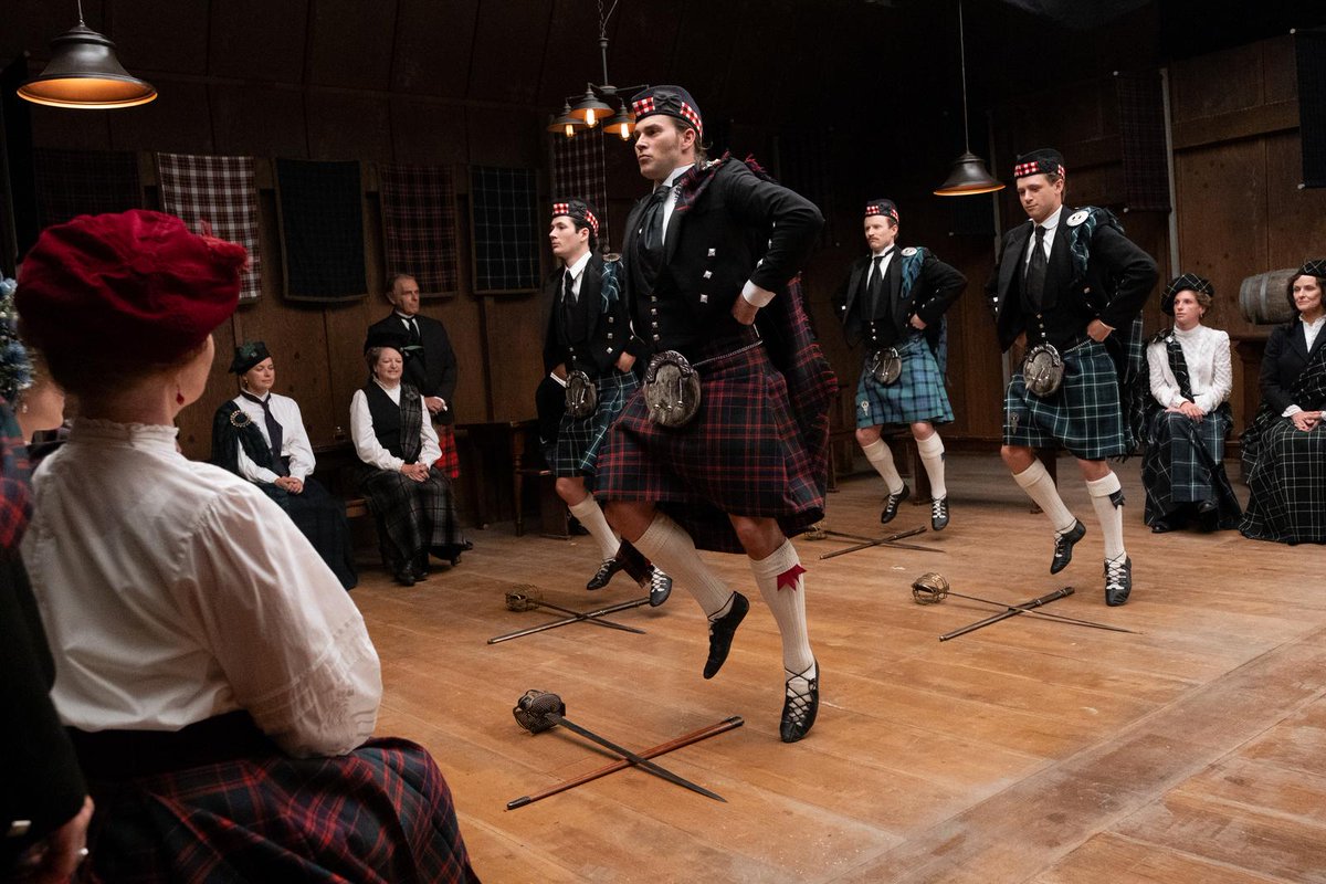 Murdoch Mysteries tweet media