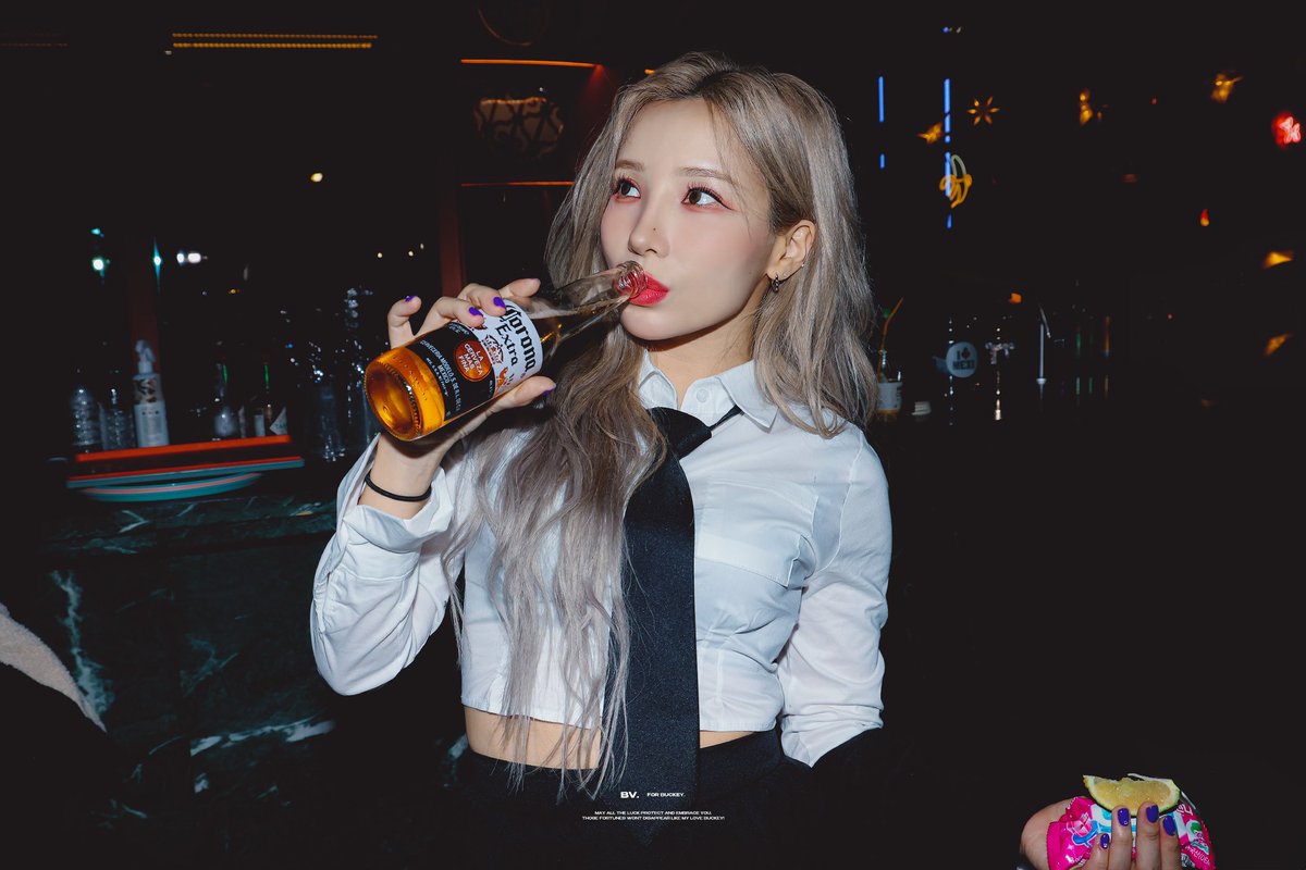 Buckeyvibe's tweet photo. 240107 HQ ❤️‍🔥

#벅키 #BUCKEY #MANNEQUEEN⠀⠀ https://t.co/PnidOP3mF3