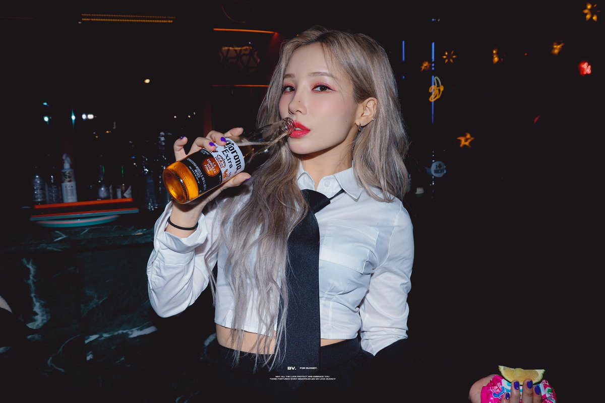 Buckeyvibe's tweet photo. 240107 HQ ❤️‍🔥

#벅키 #BUCKEY #MANNEQUEEN⠀⠀ https://t.co/PnidOP3mF3