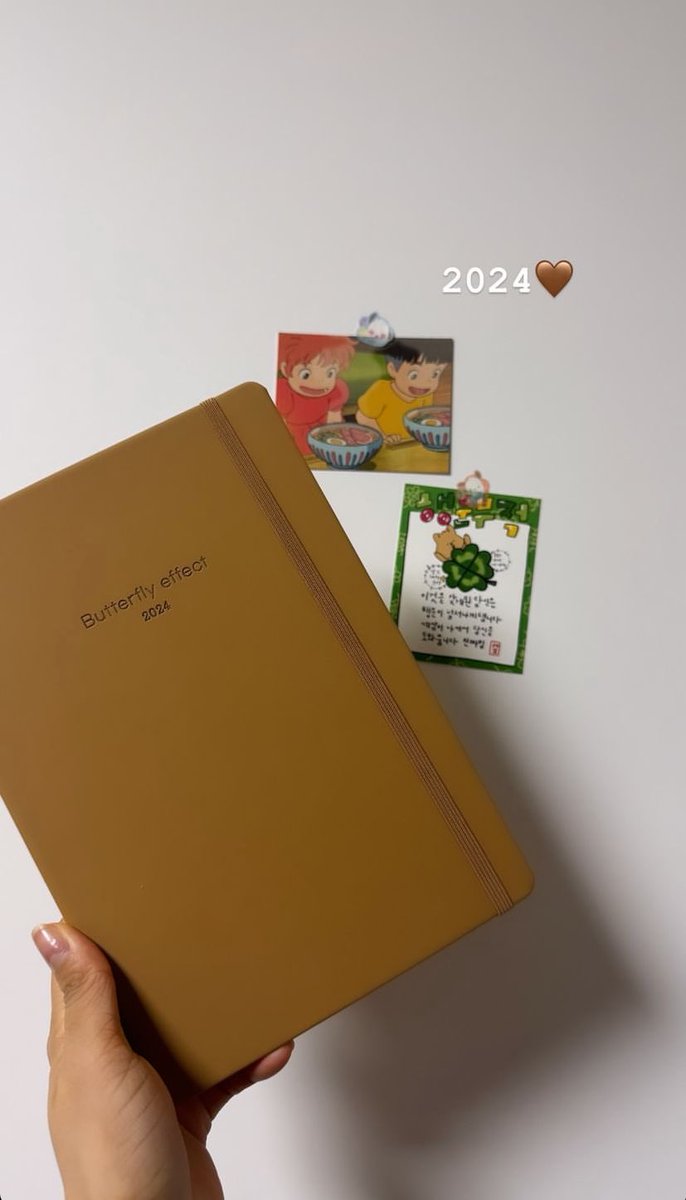 080124 — #ATT ♑️ Atualização da Yeoreum nos stories de seu instagram pessoal!

“2024 🤎”

#YEOREUM #WJSN #여름 #우주소녀