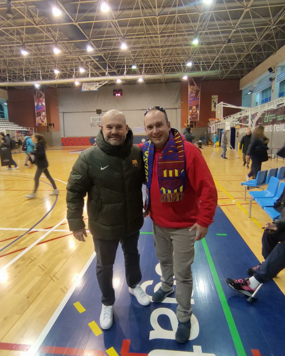 JSendarrubias's tweet photo. Primer partit del 2024 al Juan Carlos Navarro! 
Vam animar el @FCBbasket_fem com sempre amb els Amics de @sangculeoficial ♥️🔵

#SCCC
#SangCule
#SangCuleCorCatalà
#Culers
#Barcelona
#FCBarcelona
#SolsonaPenyaFCB
#ForçaBarça https://t.co/D65HrlaSK3