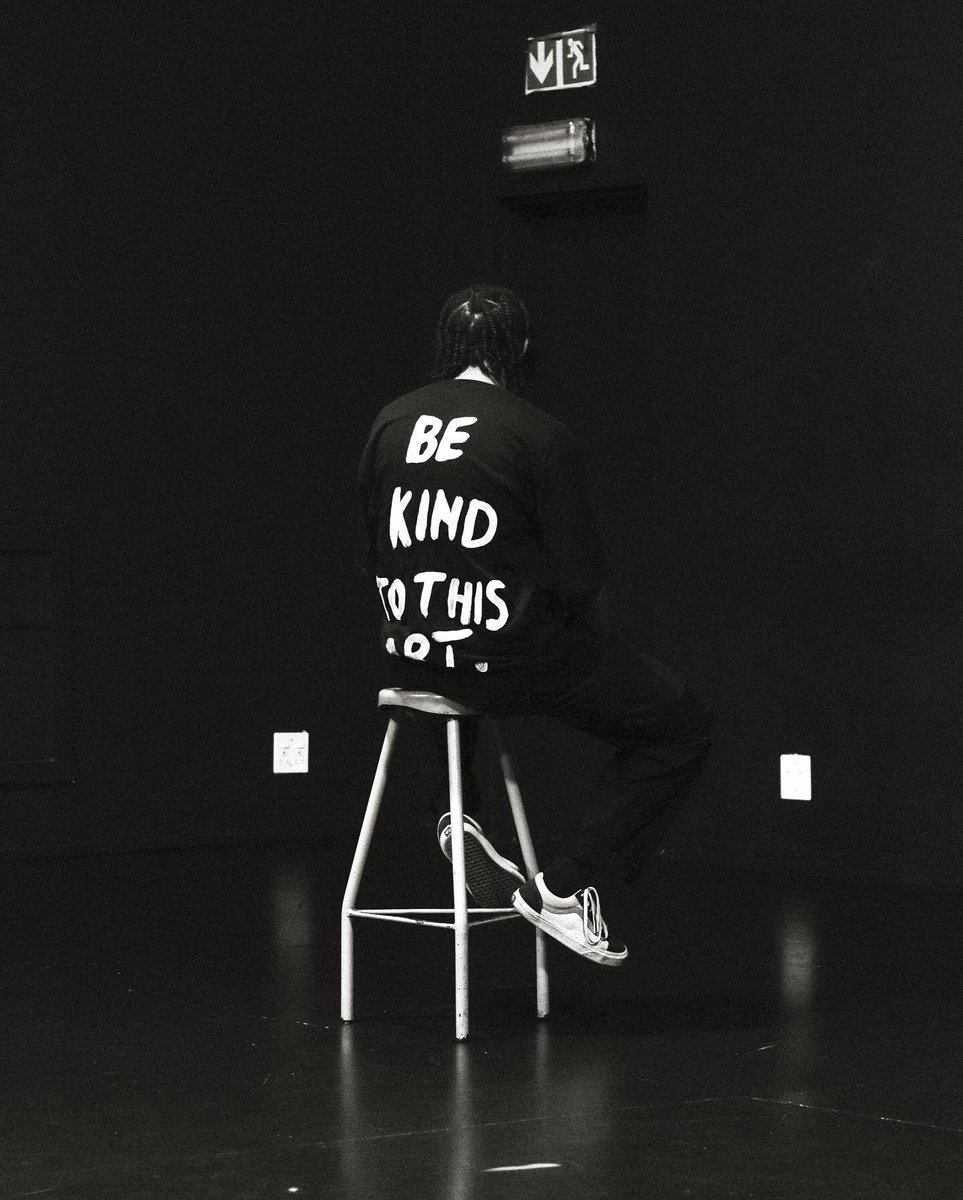 LULUEZRA_'s tweet photo. - Excited to announce that the #bekindtothisart merch will be droppin on the 27th of January 
A limited number of 50 Tshirts will be sold in collaboration with the BLACK MANSO collection from MASAI SEPURU-
Colours - BLACK / WHITE / BROWN 
Available sizes - S / M / L / XL https://t.co/8LtkOiAYhD