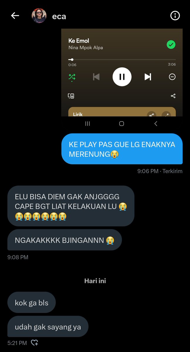 roseuann's tweet photo. mau banget ya dm an sama idola? https://t.co/DAVgA2mkNv