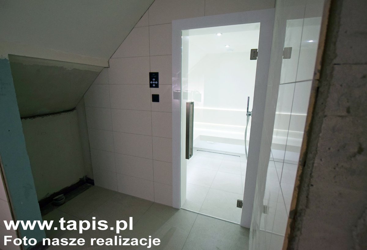 tapispl's tweet photo. 💨 Łaźnia parowa na poddaszu❓ Czemu nie 🙂

🆕 W naszej najnowszej realizacji z Białegostoku, niewielka wnęka pod skosem została zaadaptowana na ekskluzywną kabinę łaźni parowej MODERN o wymiarach 170 x 210 cm.

https://t.co/OR0lcvVc0U

#tapis #łaźnia #łaźniaparowa #domowespa https://t.co/8TQTozHwRM
