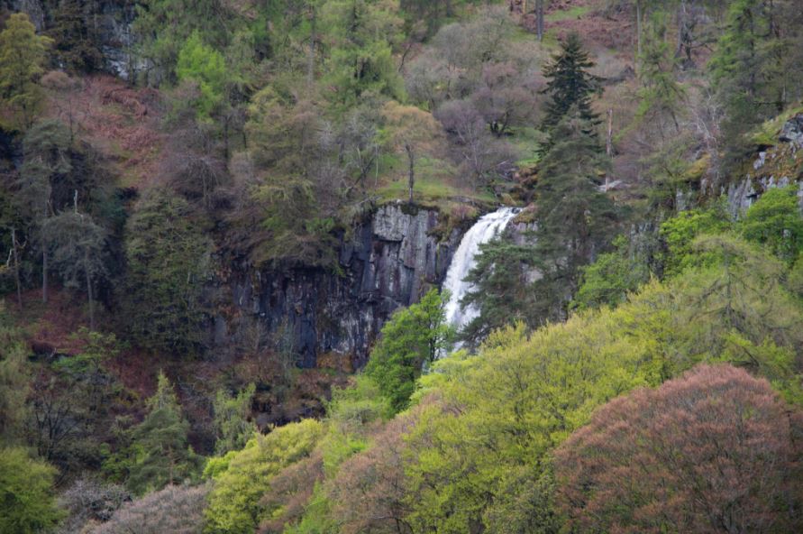 The beauty of Cadair Berwyn via Llanarmon📷
If you can tear yourselves away from our toasty fireplaces and nutty brown ales, give this 15 mile route a go on your visit to Llanarmon.

<a href="/TGOMagazine/">The Great Outdoors</a>  

📷Photos by Andrew Galloway

#walkingtrips