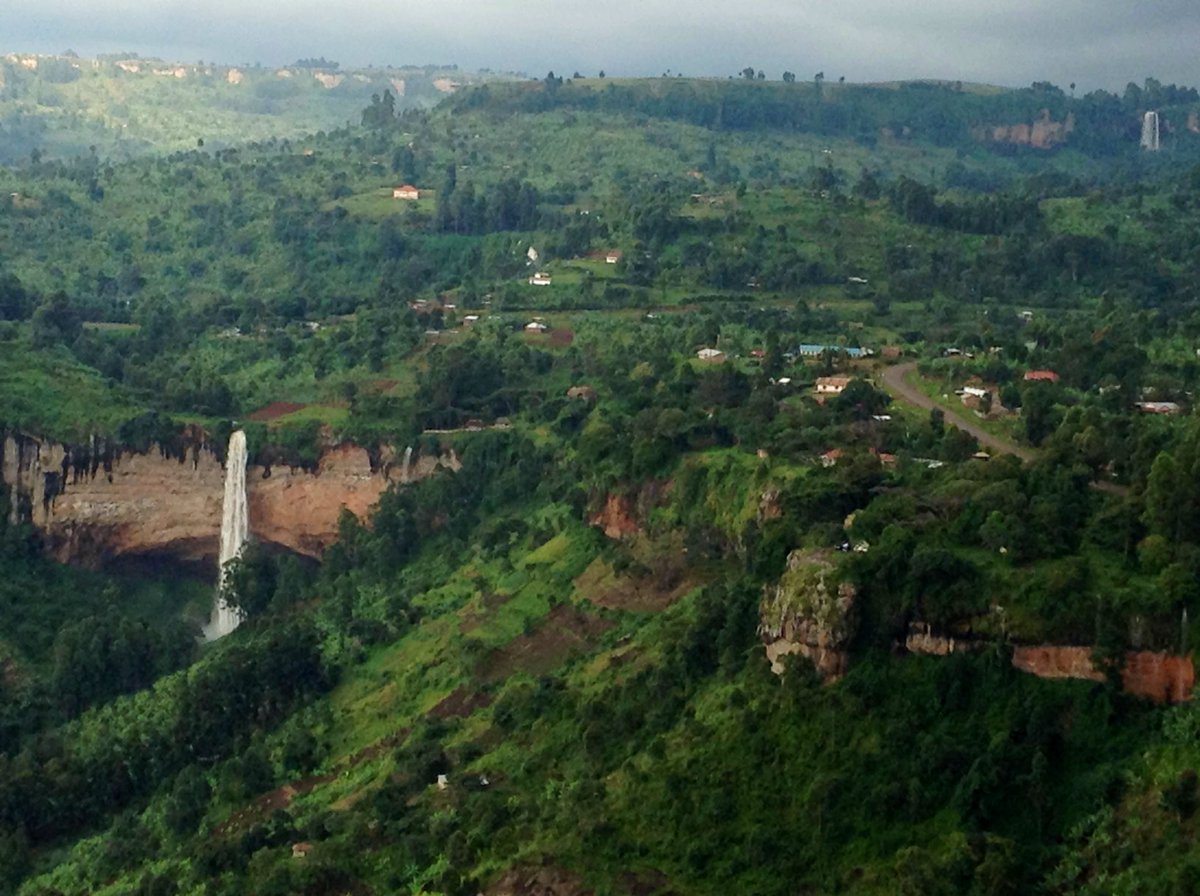 KisambiraH's tweet photo. Sipi falls hike experience https://t.co/GoYvRjAMrc https://t.co/rMRNqaQexS