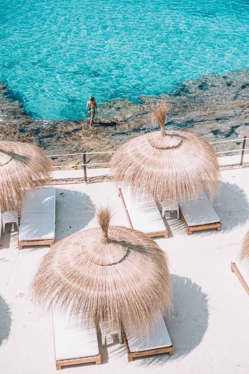 BGranFolies's tweet photo. RT if you'd also like to start the week with these views.
#BeachClubGranFolies #mallorca #calallamp #balearicislands https://t.co/uuxQZqusVr