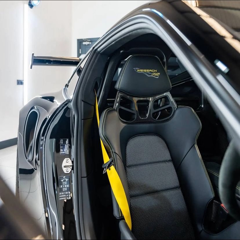 Jordan92338366's tweet photo. 992 Weissach GT3RS 🥷🏁 https://t.co/qnlQPcIc7g